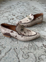 Mocasín Delfina cuero pelo beige con marrón