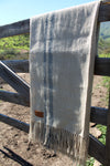 Manta hilado de lino beige con lineas grises